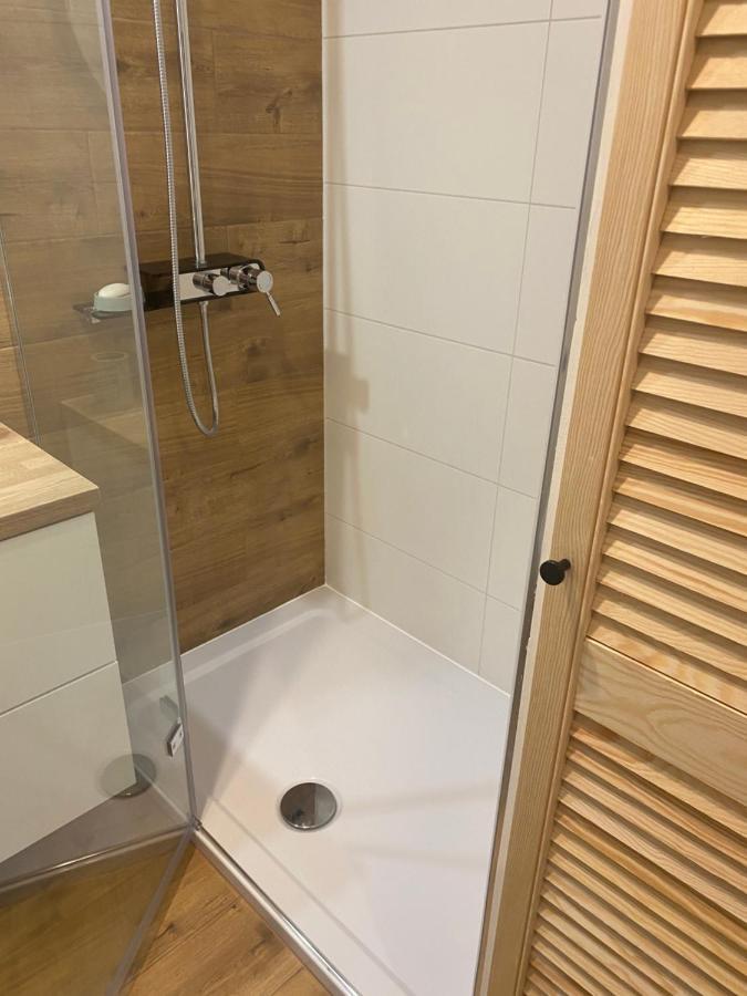 Airport Green Apartment Kl21 - Air Condition & Free Parking Варшава Экстерьер фото